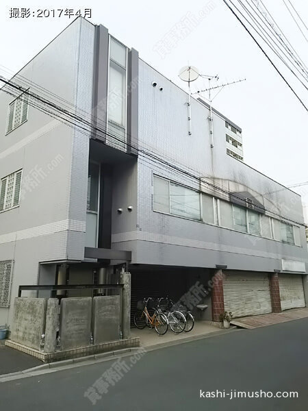西川口貸倉庫の外観