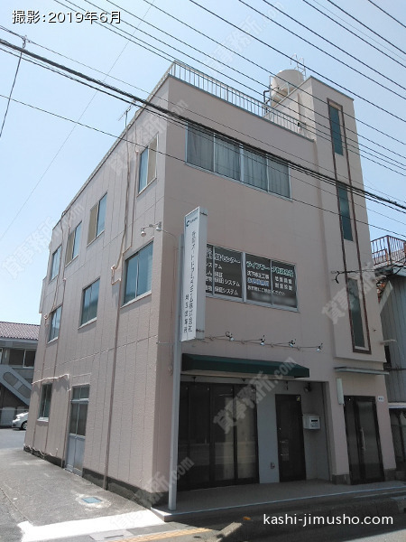 柳川ビルの外観