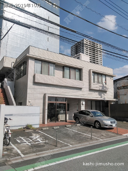 Tビルの外観