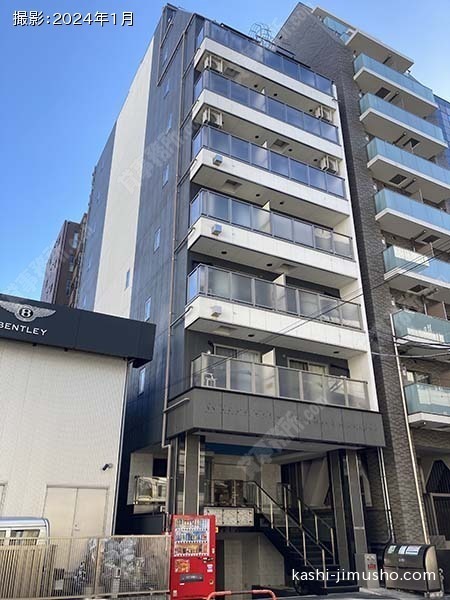 ソーエー新横浜ビルの外観