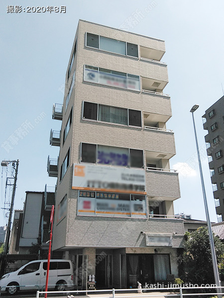 YKビルの外観