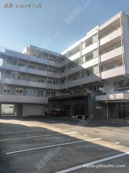 マンションサンヘルシーの外観
