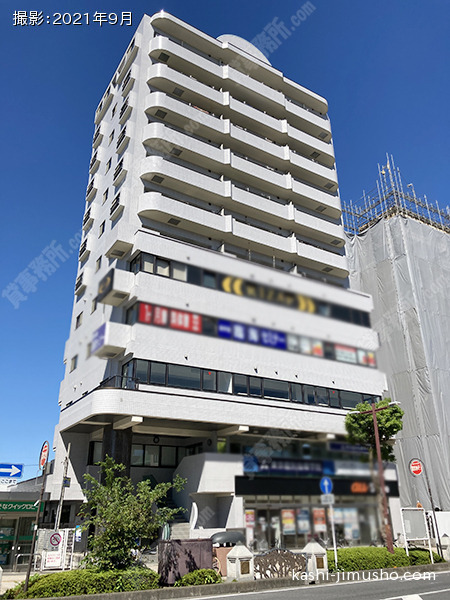 岡安ビルの外観