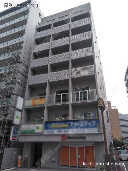 アーネスト川口の外観