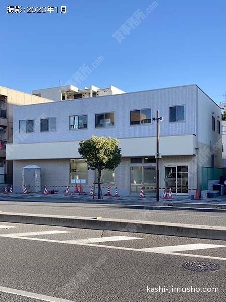 川島屋ビルの外観