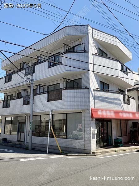 栄町平和ビルの外観