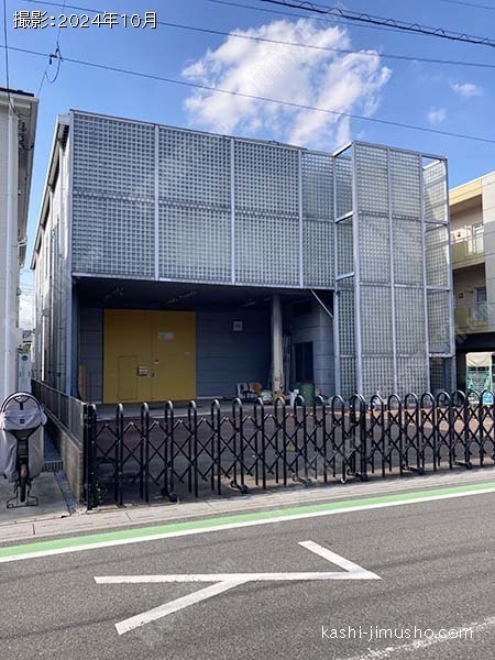 さいたま市南区貸倉庫の外観