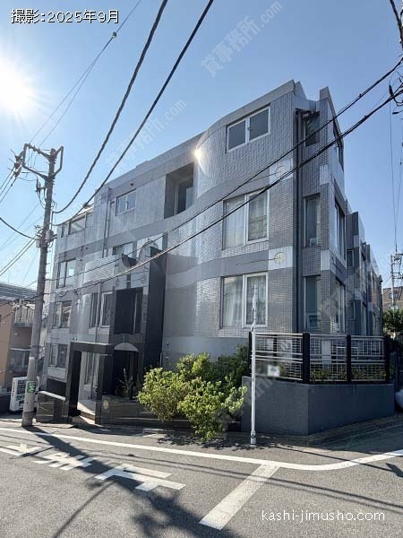 グリーンテラス元代々木の外観